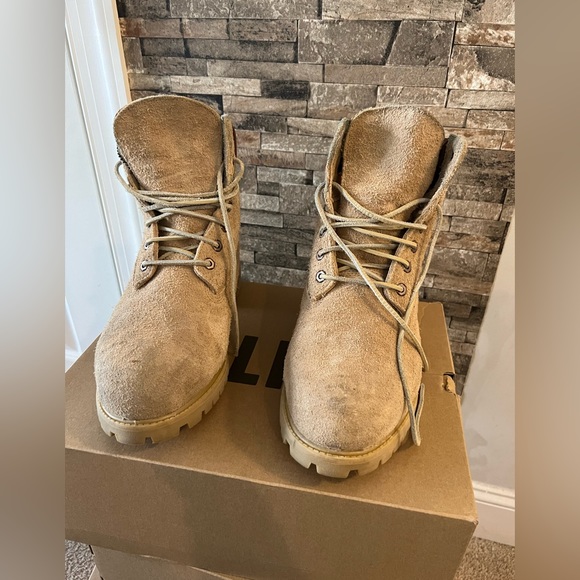 Timberland - Picture 3 of 5